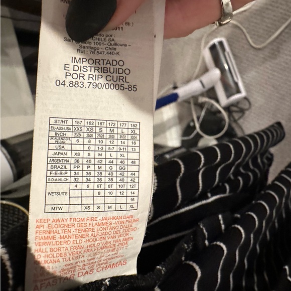 Rip Curl back and white stripe dress - Picture 4 of 6